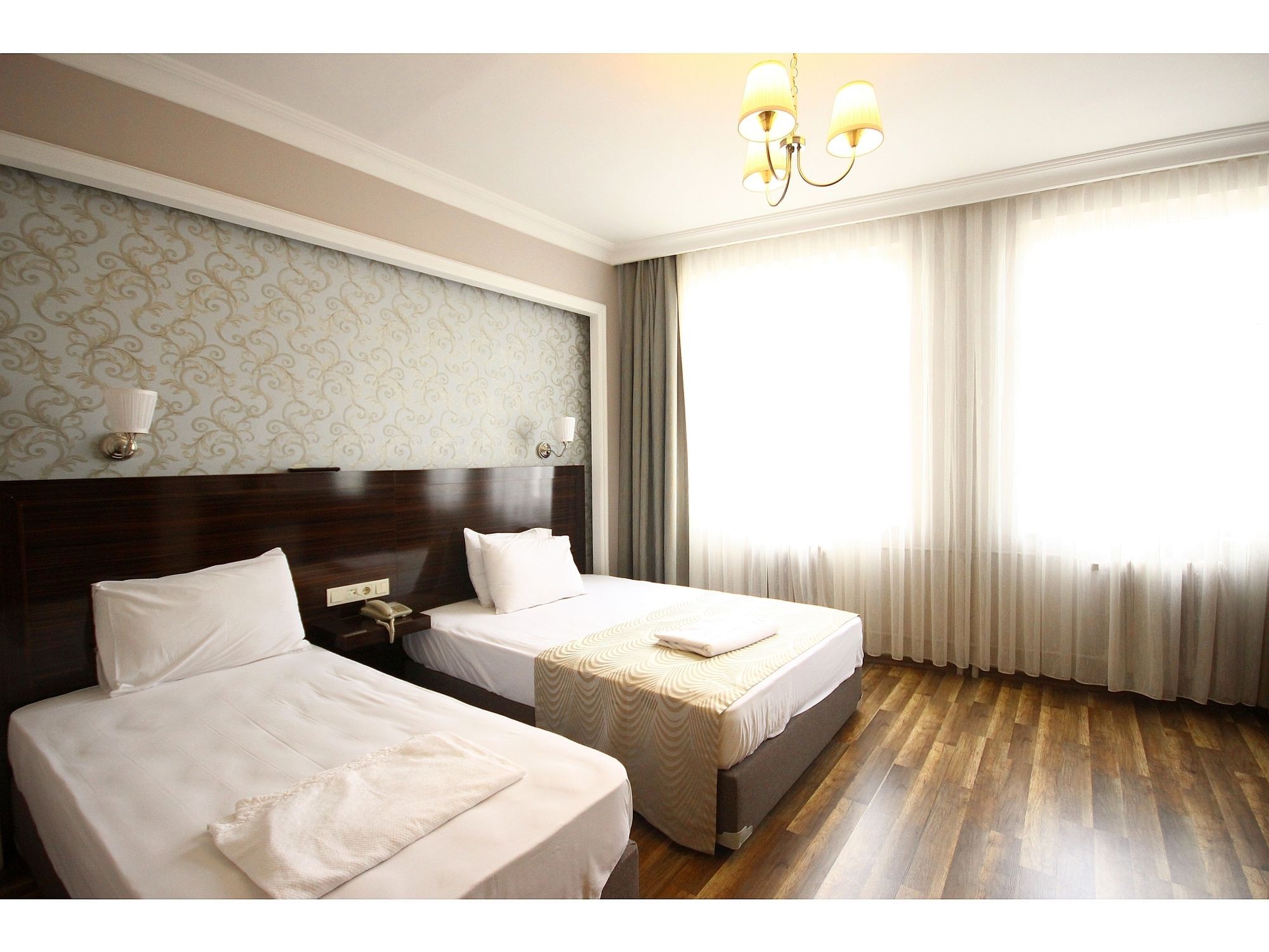 Venus Hotel Taksim Истанбул Екстериор снимка